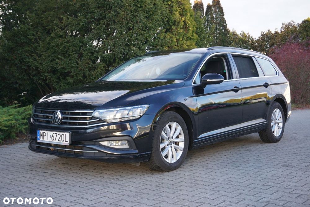 Volkswagen Passat - 4