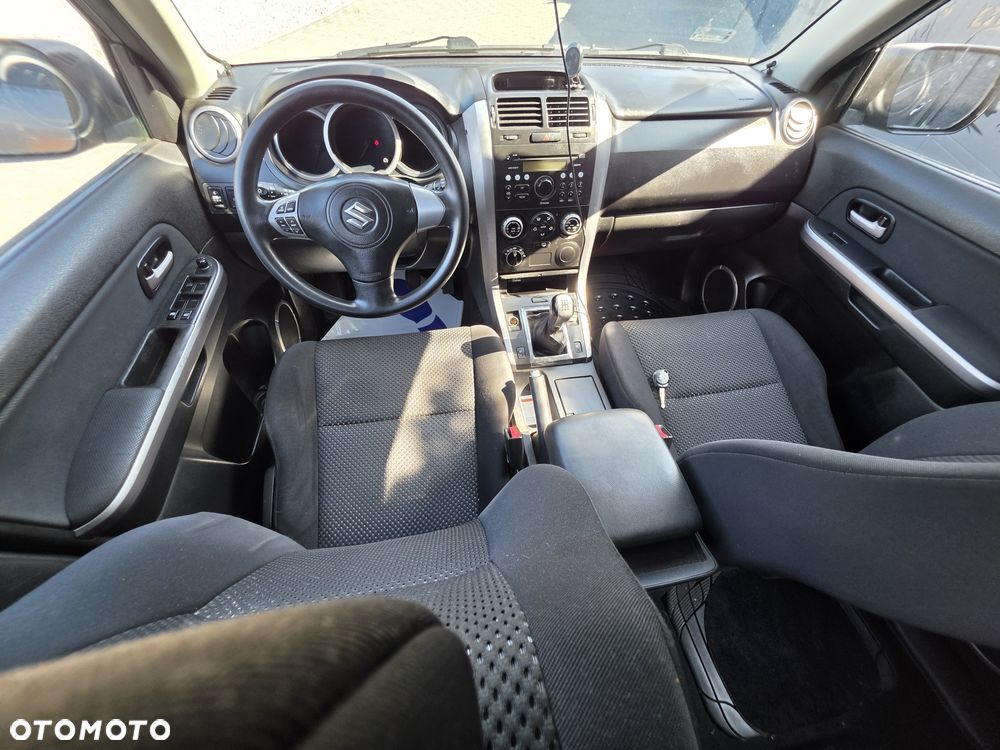 Suzuki Grand Vitara - 7