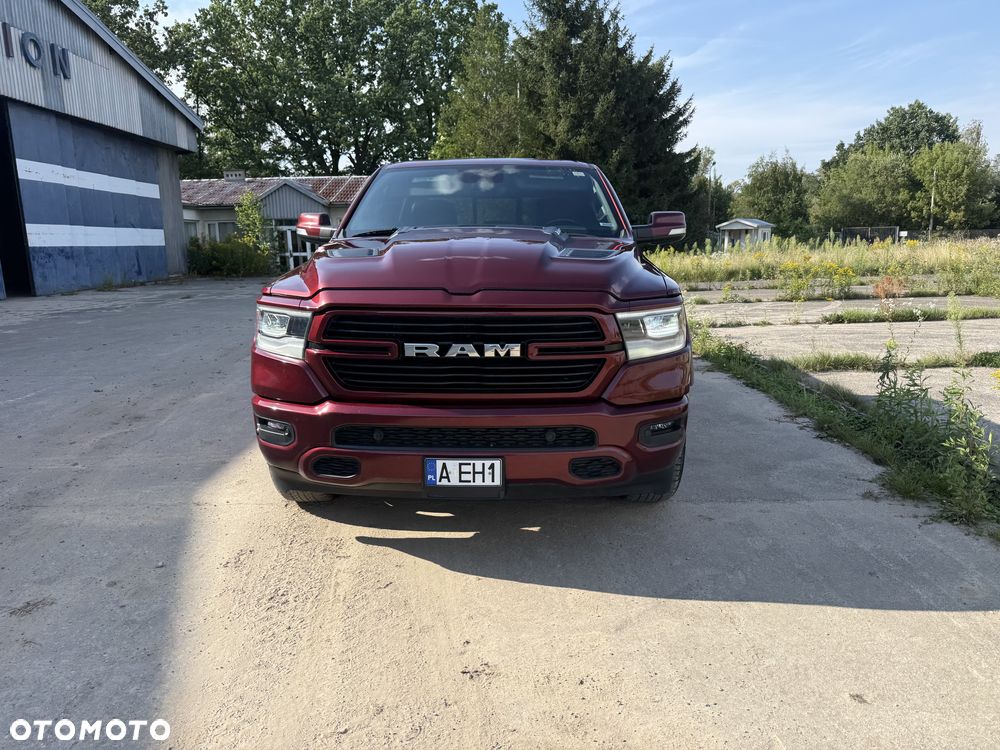 RAM 1500 Crew Cab Laramie - 11