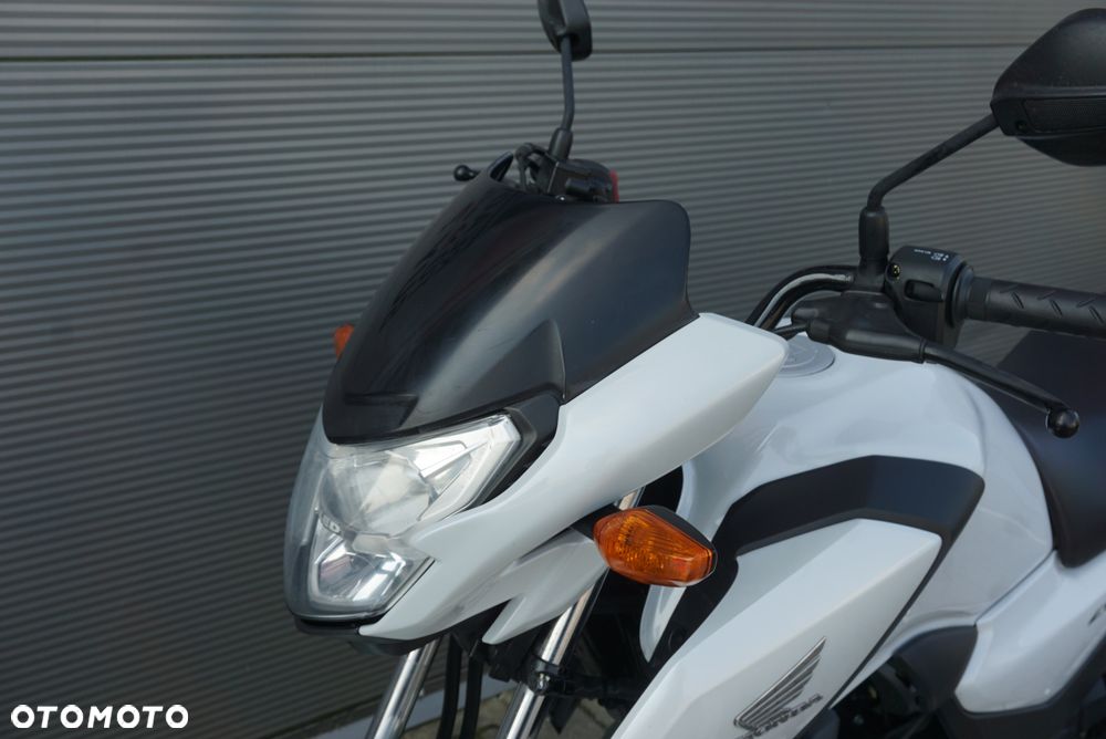 Honda CB - 16