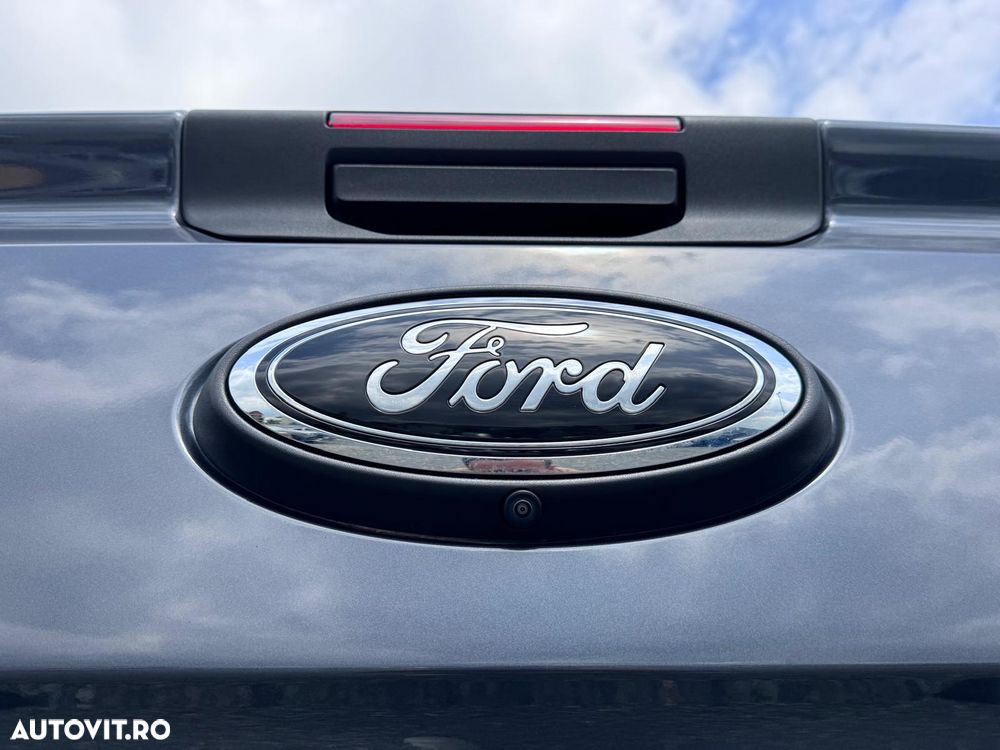Ford Raptor - 17