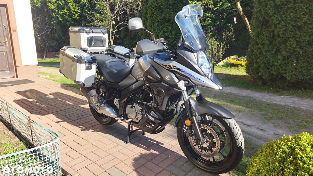 Suzuki V-STROM - 8
