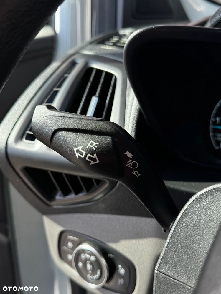 Ford Connect - 30