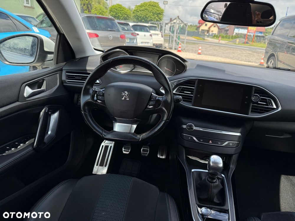 Peugeot 308 - 10