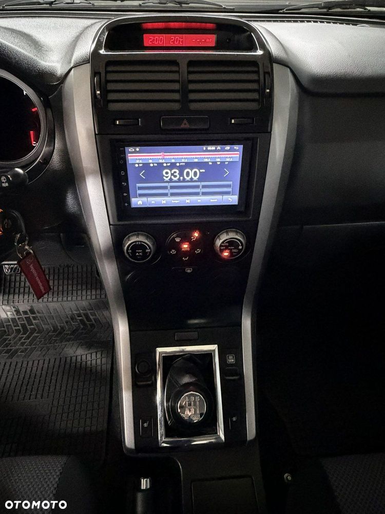 Suzuki Grand Vitara - 21