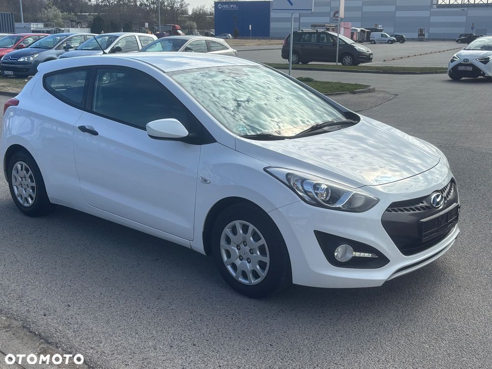 Hyundai i30 1.4 Classic + - 9