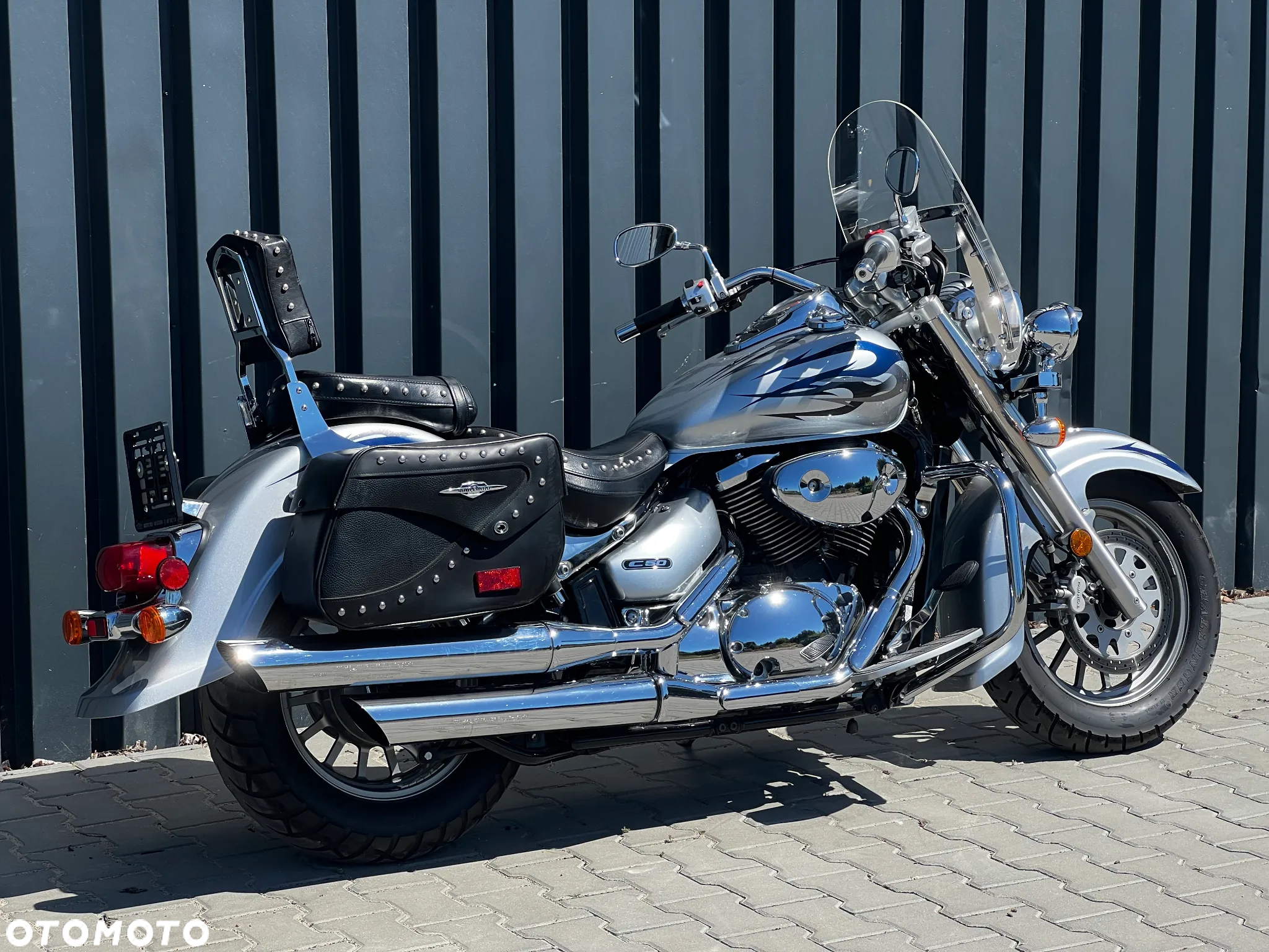 Suzuki VL 800 Volusia - Boulevard C50 - 3