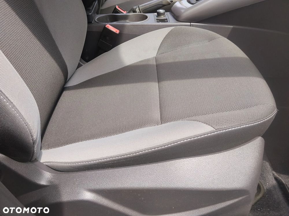 Ford Focus - 25