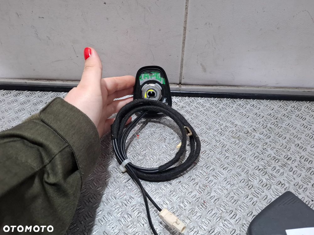 Podstawa anteny Renault Clio IV Captur I oryginał - 2