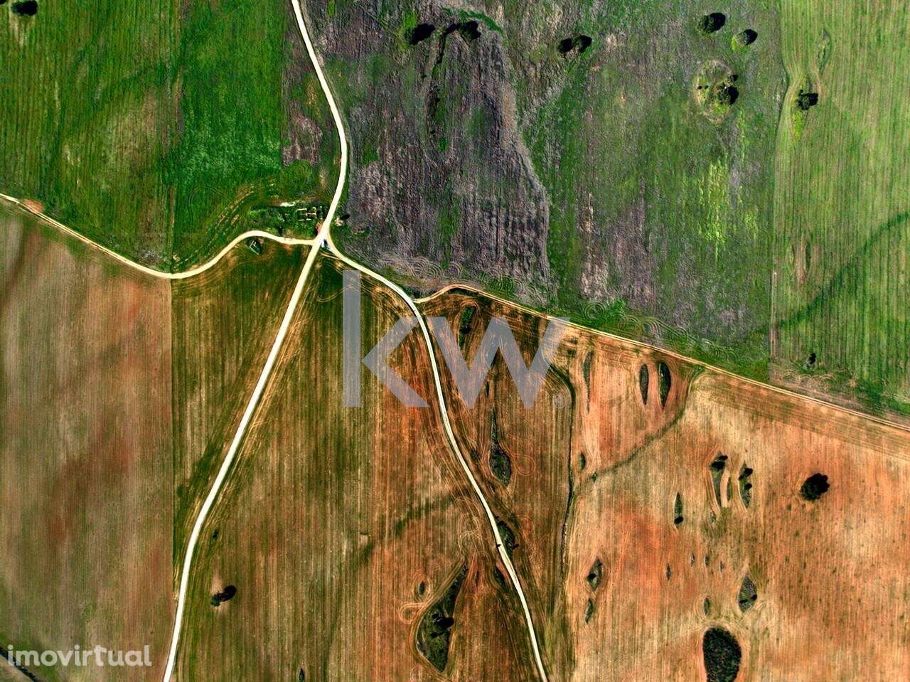 Oportunidade Exclusiva no Coração do Alentejo: Terreno com Potencial A - Grande imagem: 4/24