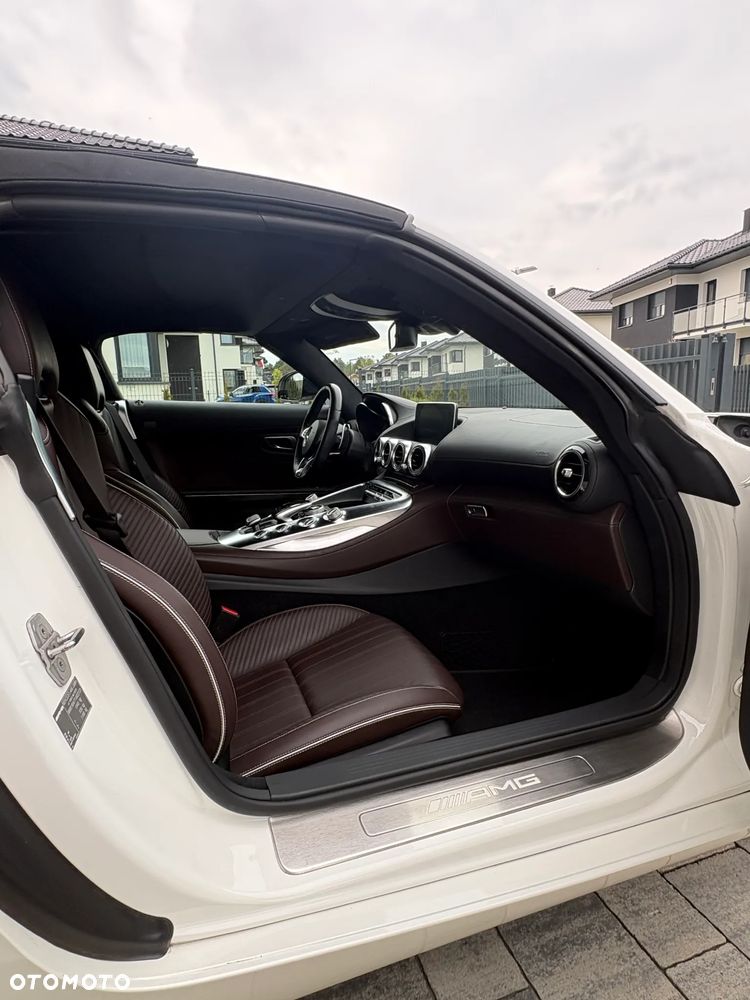 Mercedes-Benz AMG GT - 31