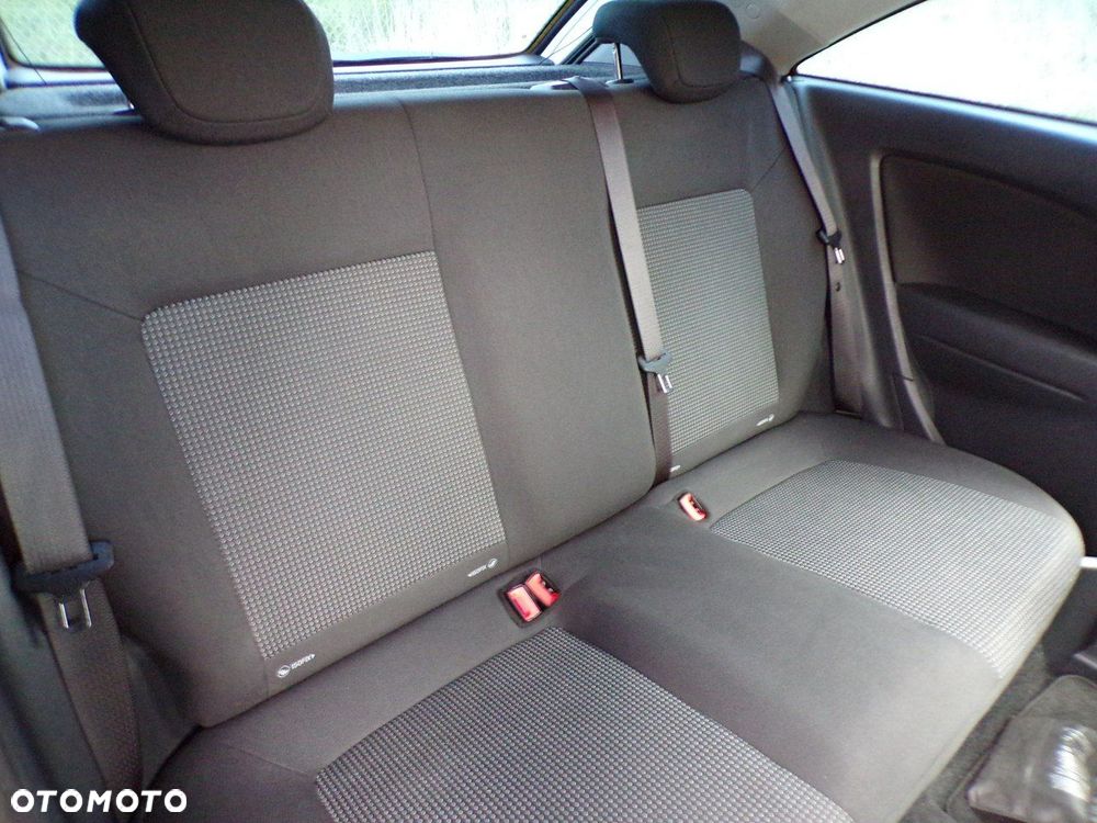 Opel Corsa - 22