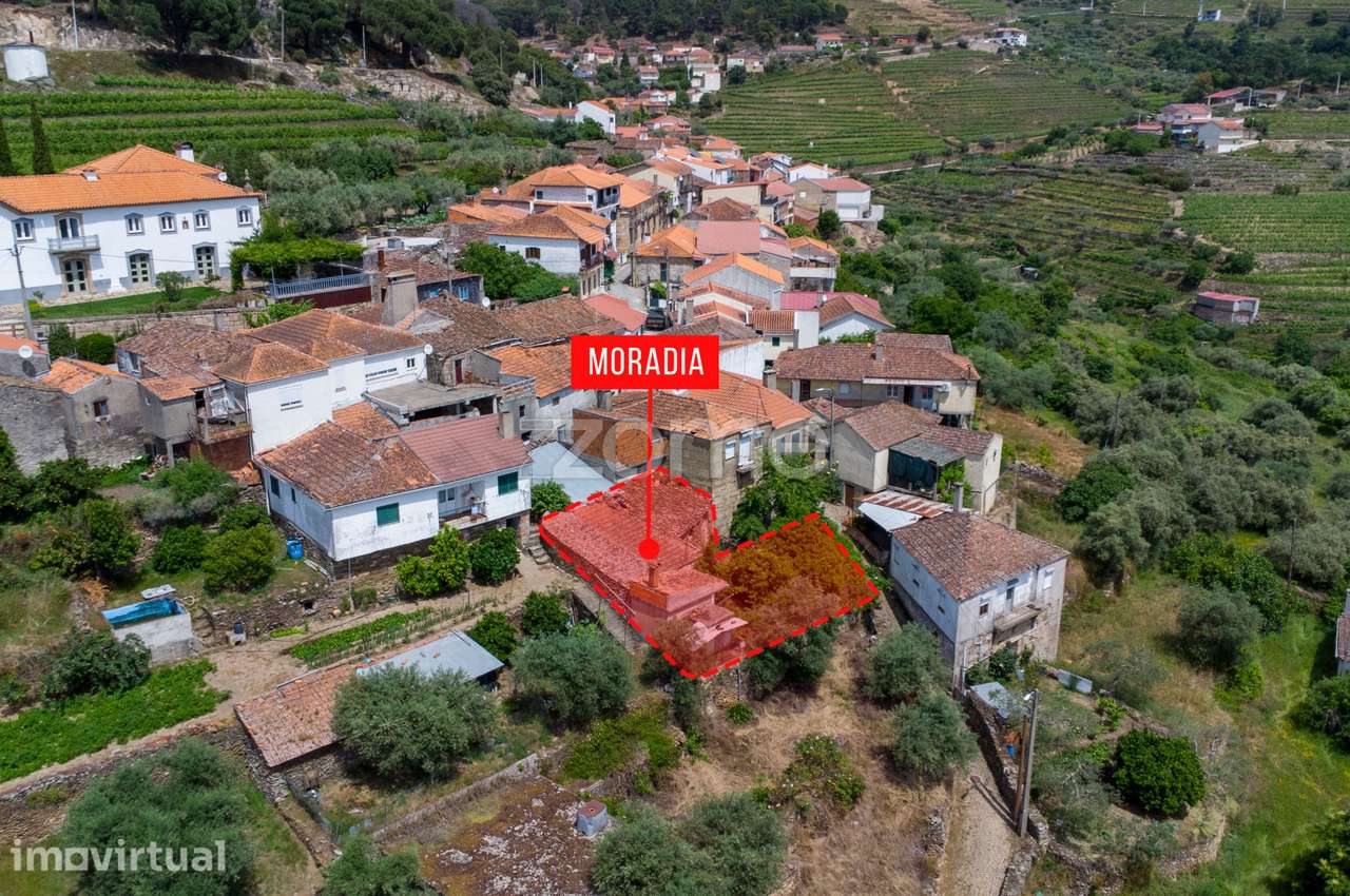 Moradia T2 com quintal - Aldeia de Tralhariz, Carrazeda de Ansiães - Grande imagem: 2/20