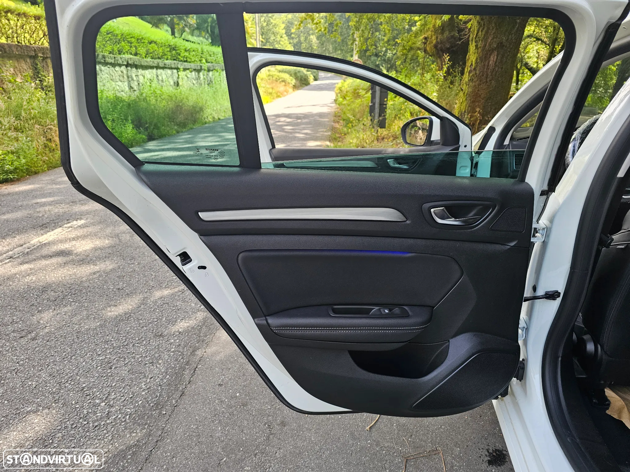 Renault Mégane Sport Tourer 1.6 dCi GT Line J18 - 33