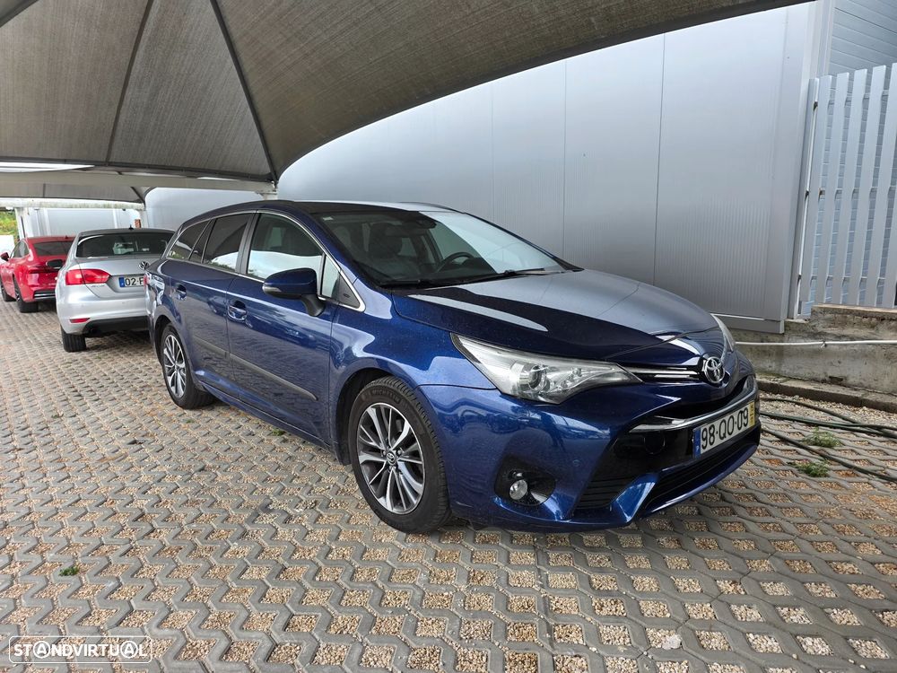 Toyota Avensis Touring Sports 1.6 D-4D Luxury+GPS - 3