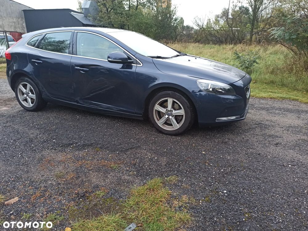 Volvo V40 T3 Momentum - 2