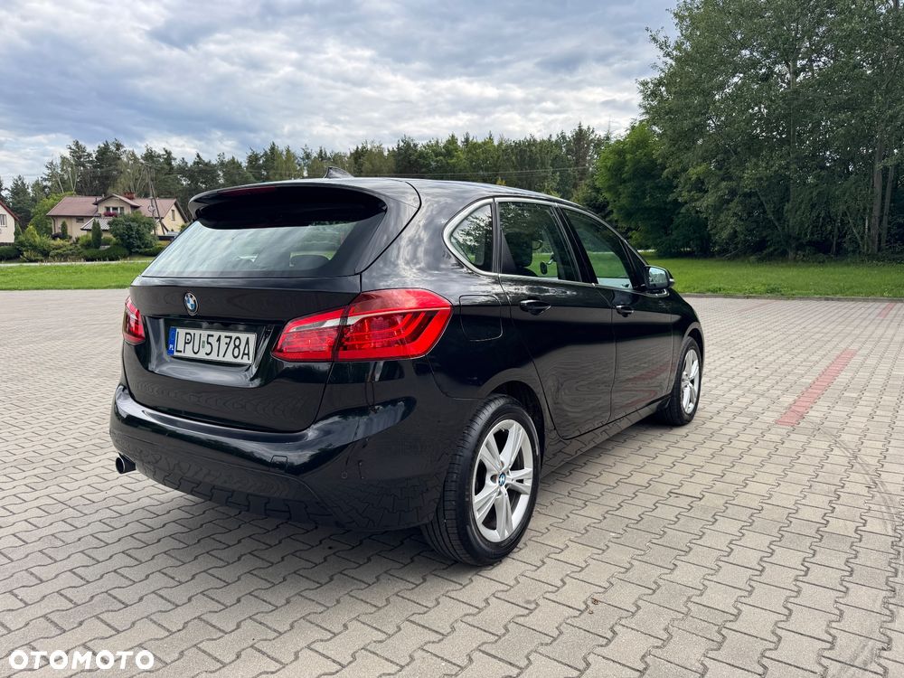BMW Seria 2 218d Sport-Aut - 4
