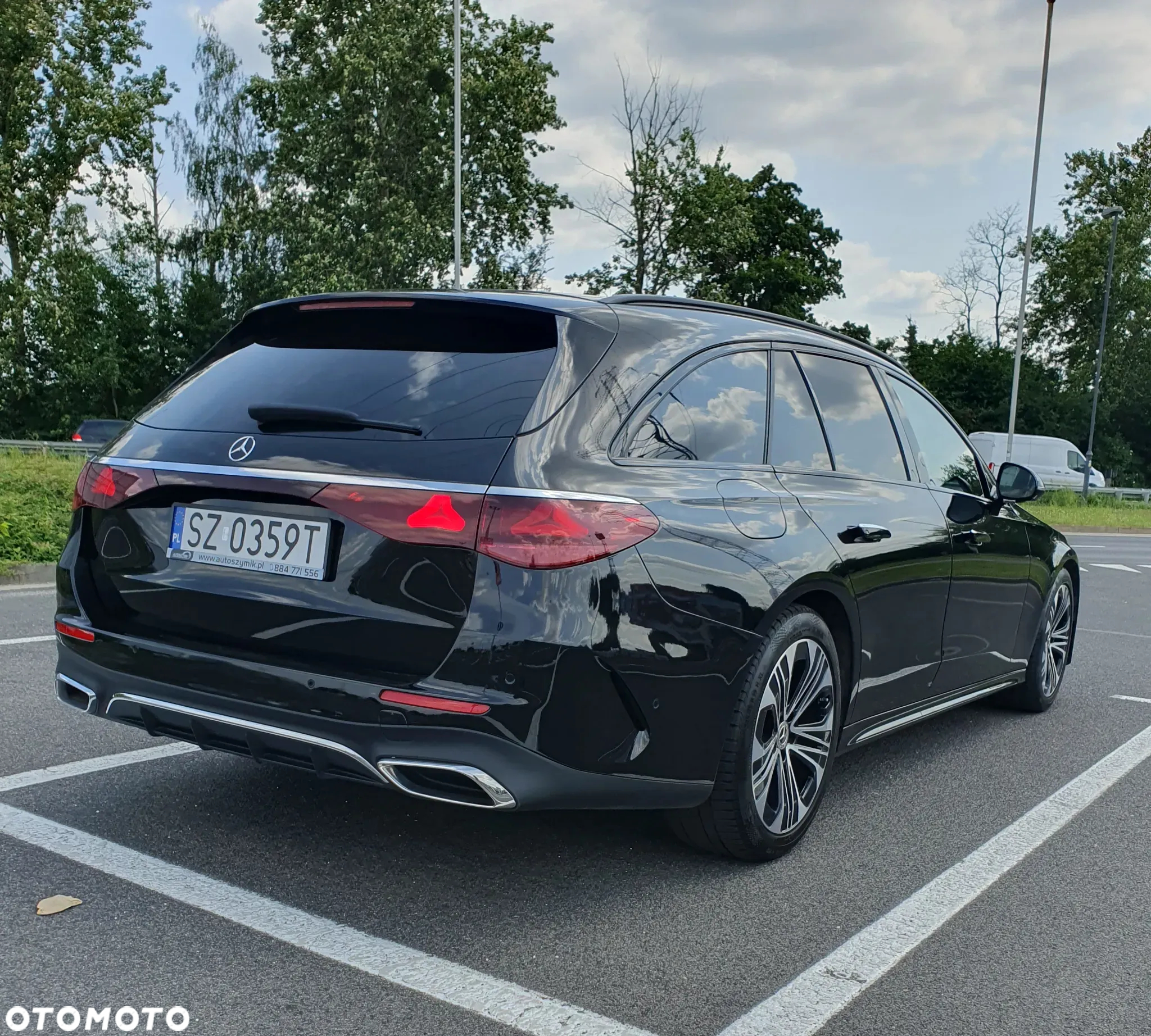Mercedes-Benz Klasa E 220 d T 9G-TRONIC Edition AMG Line - 22