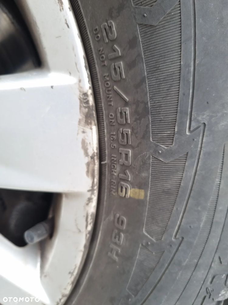 Volkswagen Passat 2.0 TDI BlueMotion Technology Trendline - 9