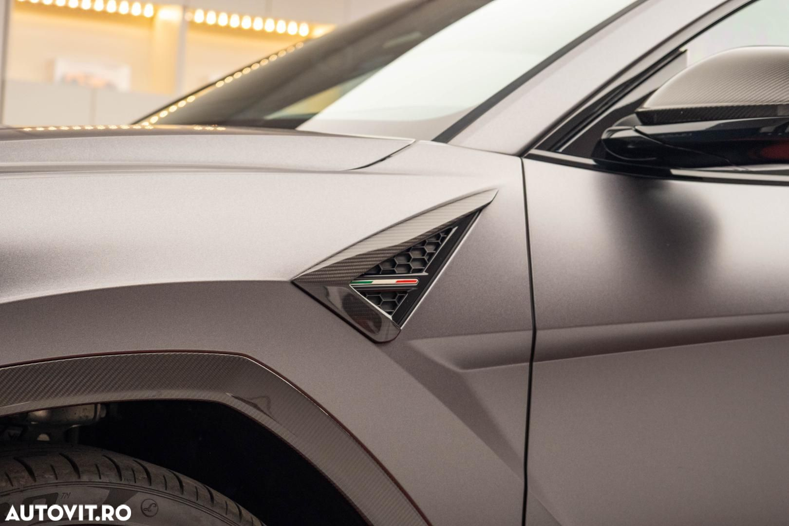 Lamborghini URUS - 32