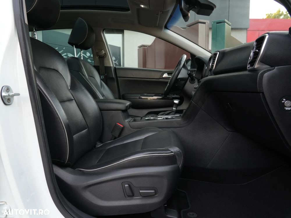 Kia Sportage 2,0 CRDI AWD Aut. Platinum - 8