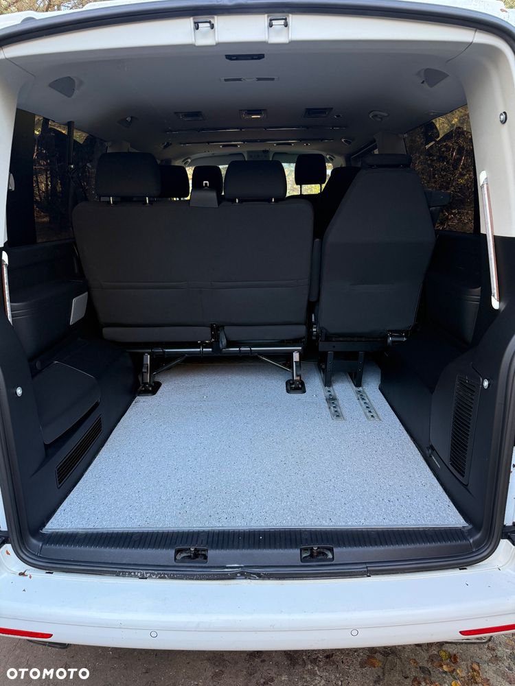 Volkswagen Caravelle 2.0 TDI L2 Comfortline DSG - 11