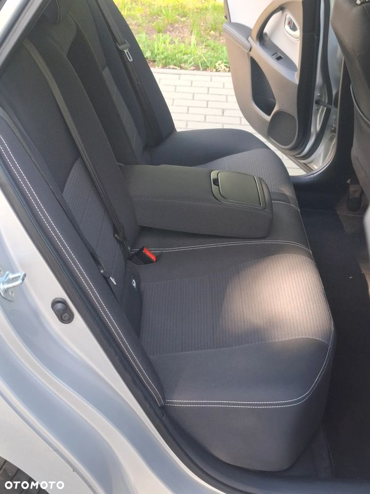 Toyota Avensis Touring Sports 1.6 D-4D Comfort - 14