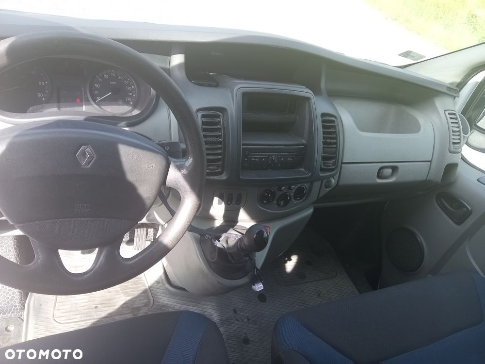 Renault Trafic - 6