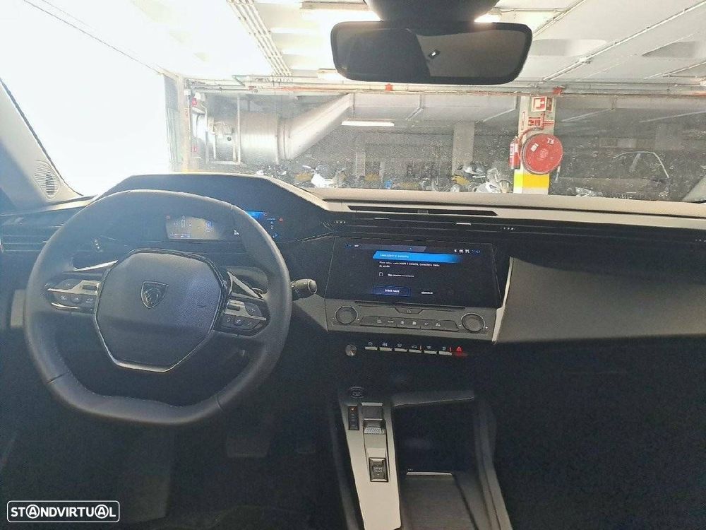 Peugeot 308 1.2 Hybrid Style e-DCS6 - 8