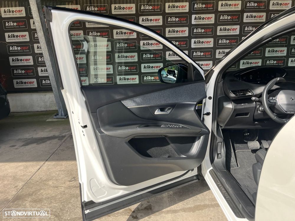 Peugeot 3008 1.5 BlueHDi GT EAT8 - 14