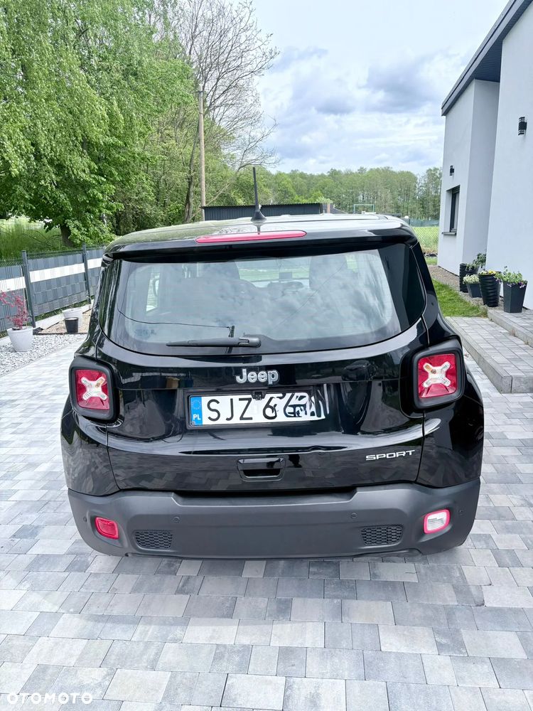 Jeep Renegade 1.6 E-TorQ Sport FWD - 4
