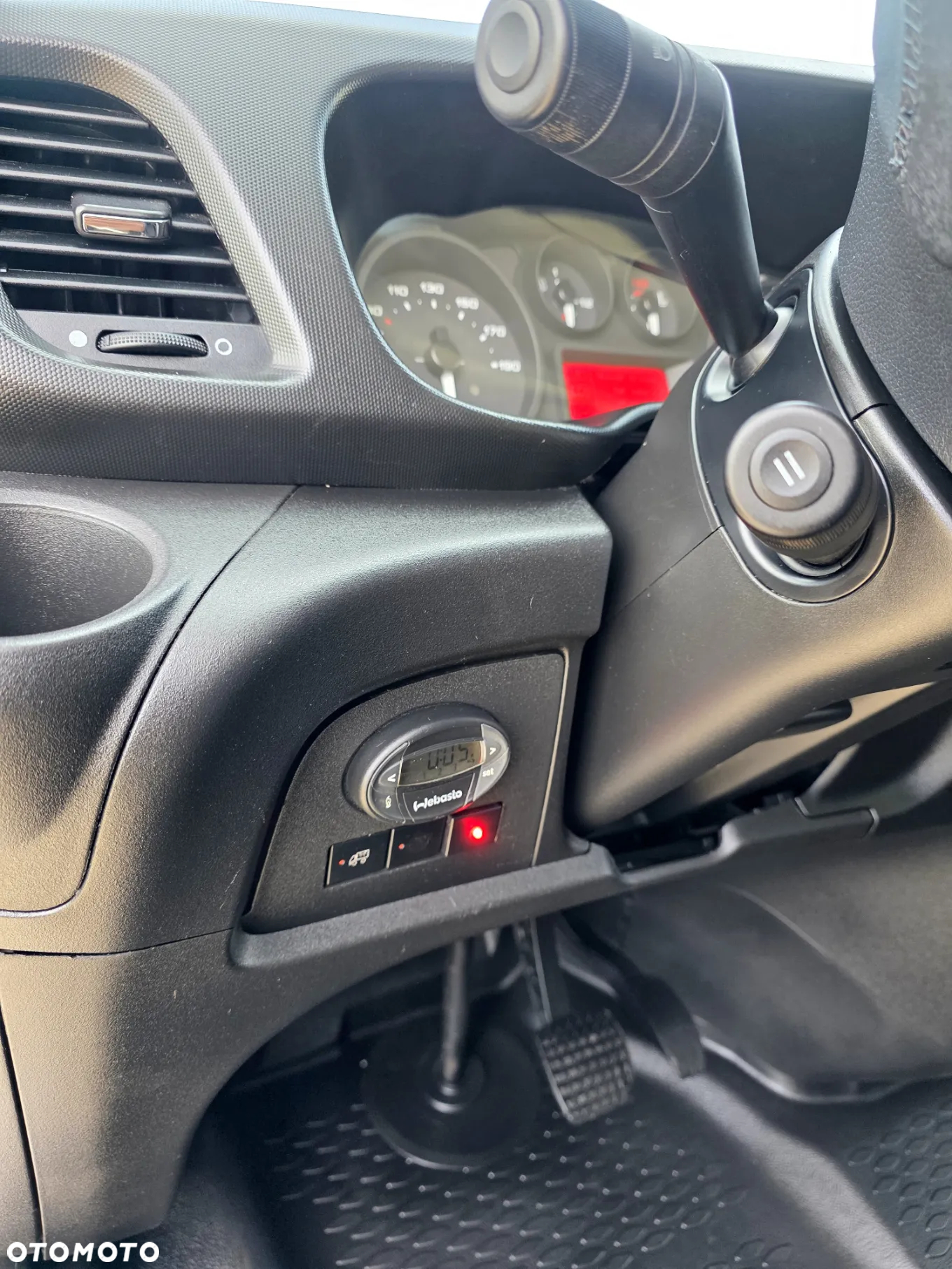 Iveco 35-170 3,0 HPI 170 KONNY KONTENER 4,2M WINDA KLIMA WEBASTO 8 BIEGOWY HIMATIC 4,1M ROZSTAW OSI - 14