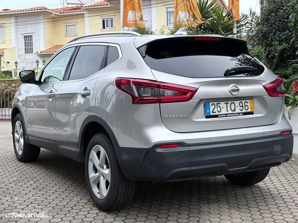 Nissan Qashqai 1.5 dCi N-Connecta Business - 23