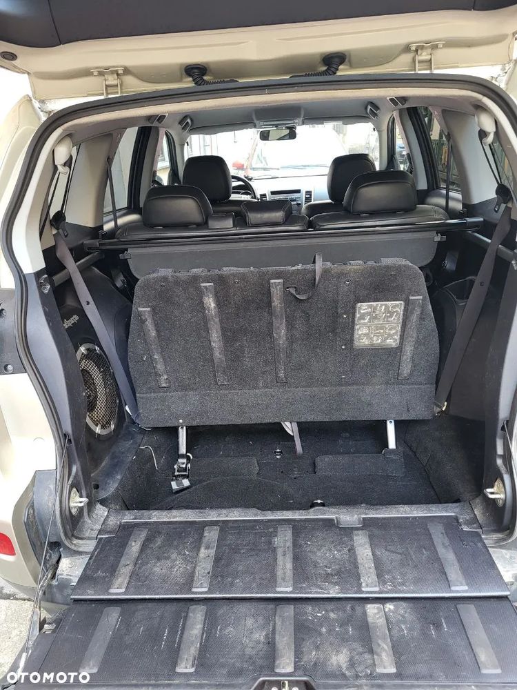 Mitsubishi Outlander 2.4 Instyle CVT - 15