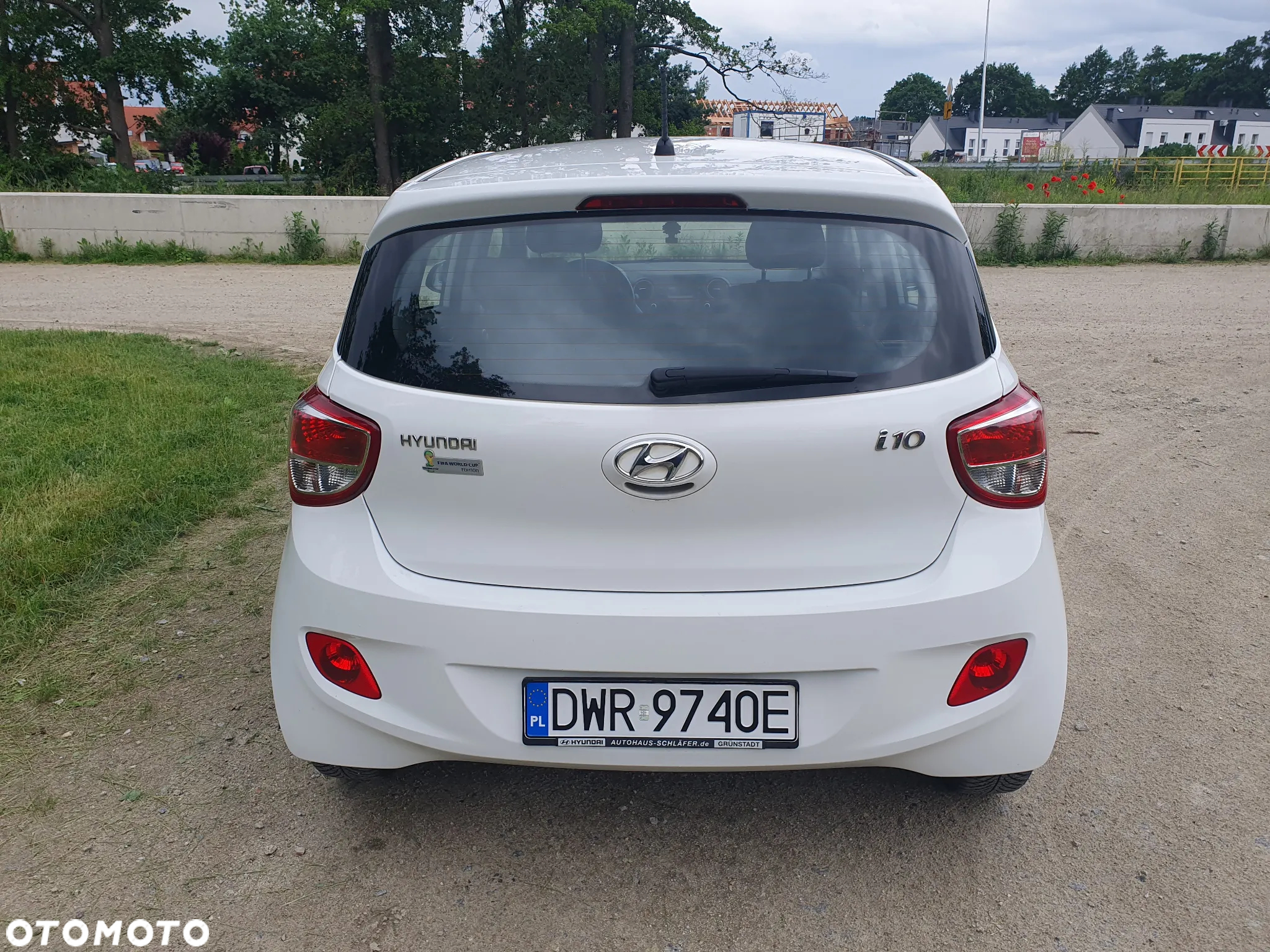 Hyundai i10 1.0 Fifa World Cup Edition - 4
