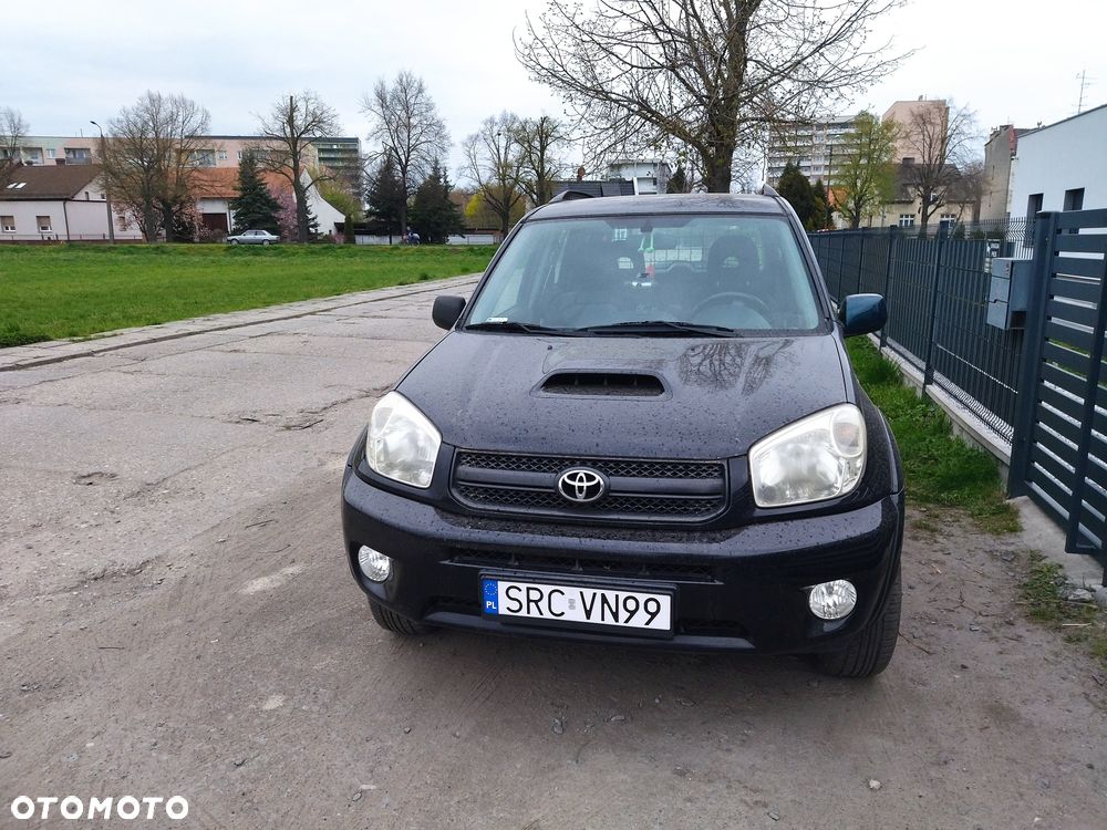 Toyota RAV4 - 3