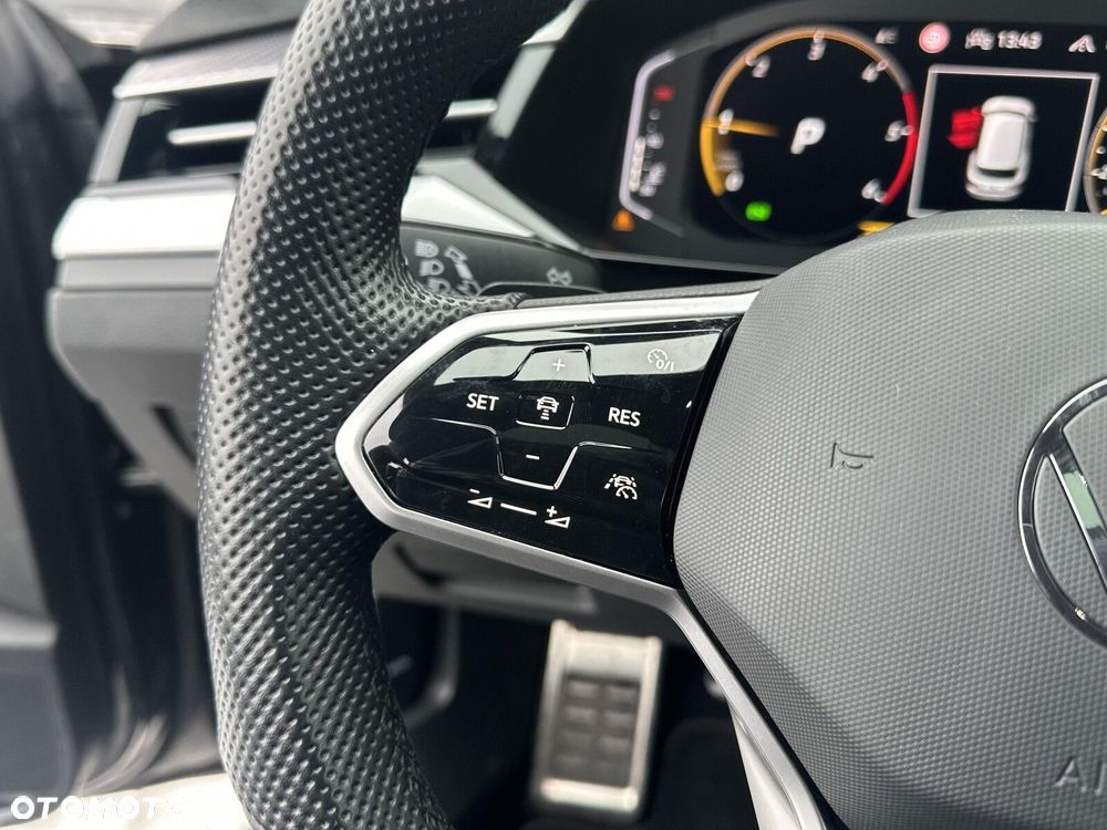 Volkswagen Arteon 2.0 TDI 4Motion R-Line DSG - 31
