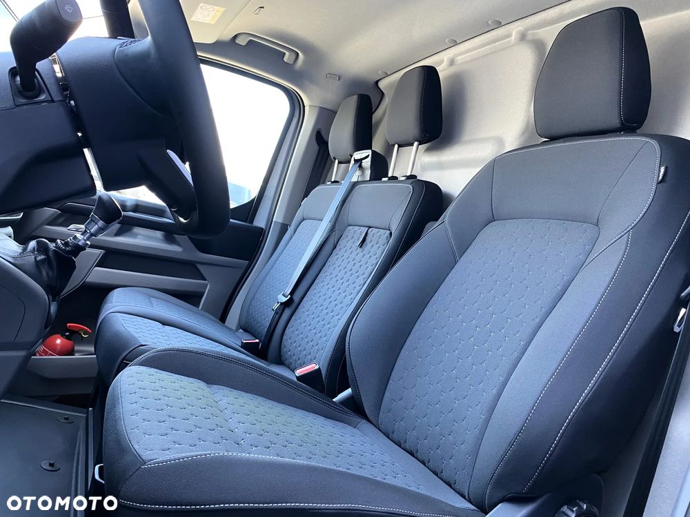 Ford Tranisit Custom - 14