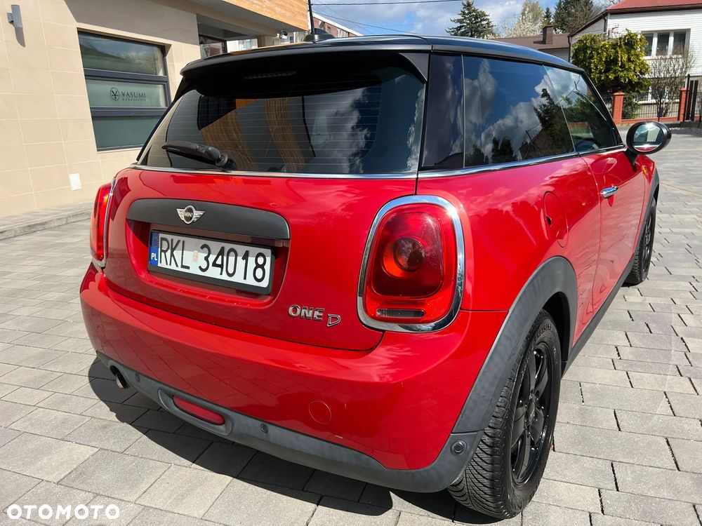 MINI ONE D Blackyard - 4