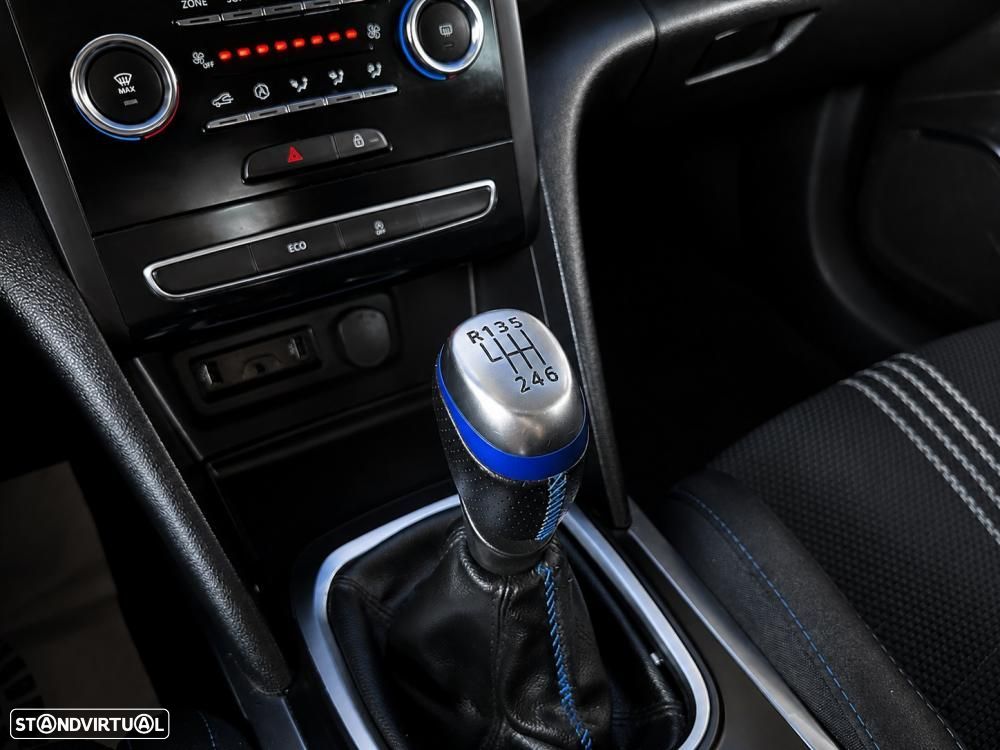 Renault Mégane 1.5 Blue dCi GT Line - 32