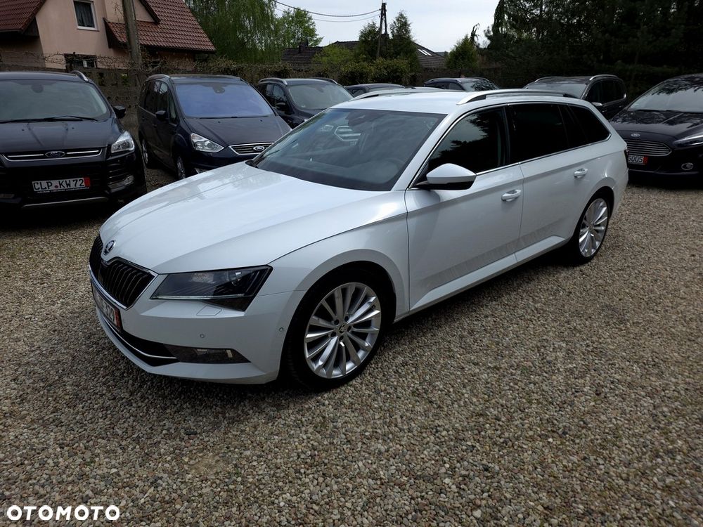 Skoda Superb 2.0 TDI Style DSG - 2