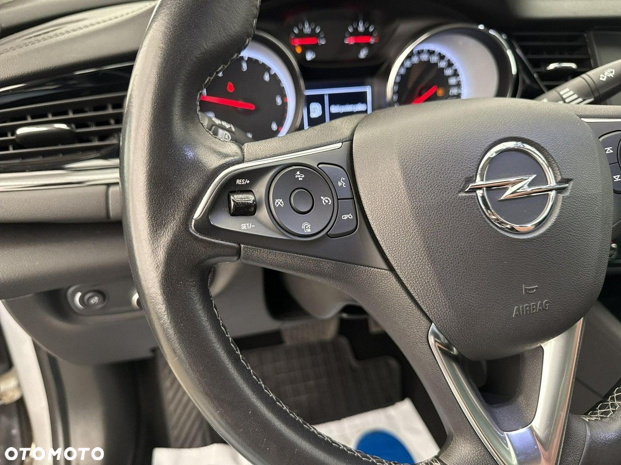 Opel Insignia 1.6 CDTI Enjoy S&S - 24