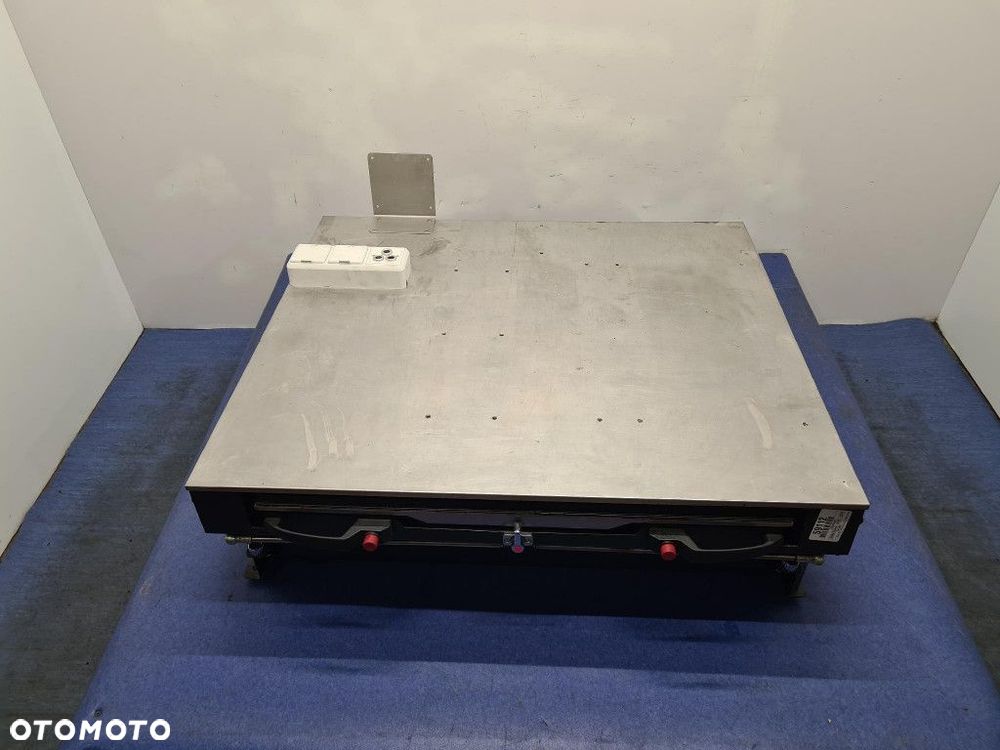 PLATFORMA WYSUWANA BINZ - 1