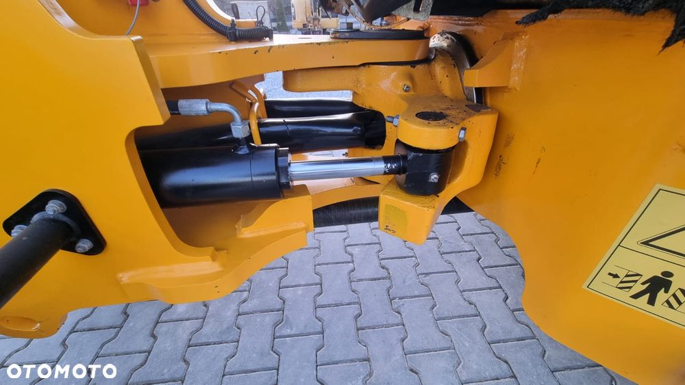 JCB JCB 406T4/ 2019r/ 2575Mth/ Maszyna sprowadzona - 18