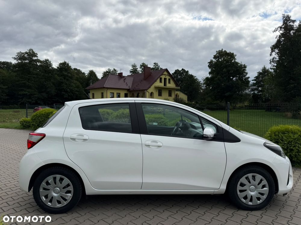 Toyota Yaris 1.0 Active EU6 - 11