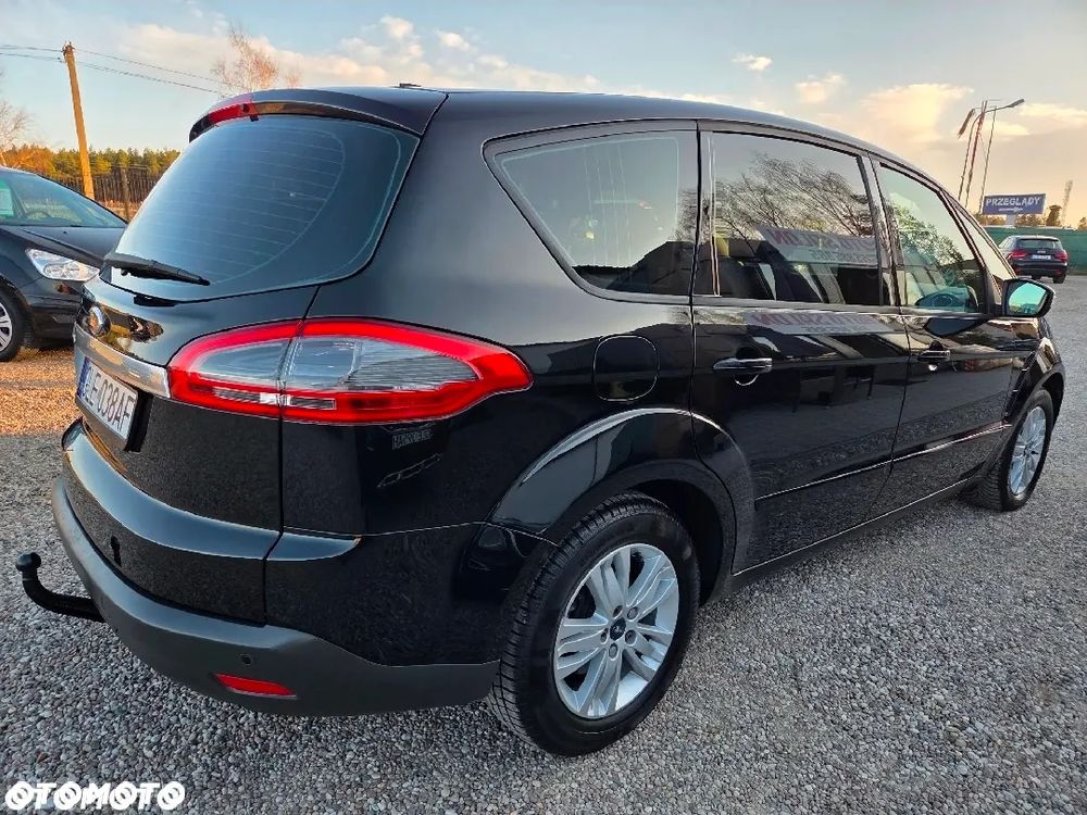 Ford S-Max - 9