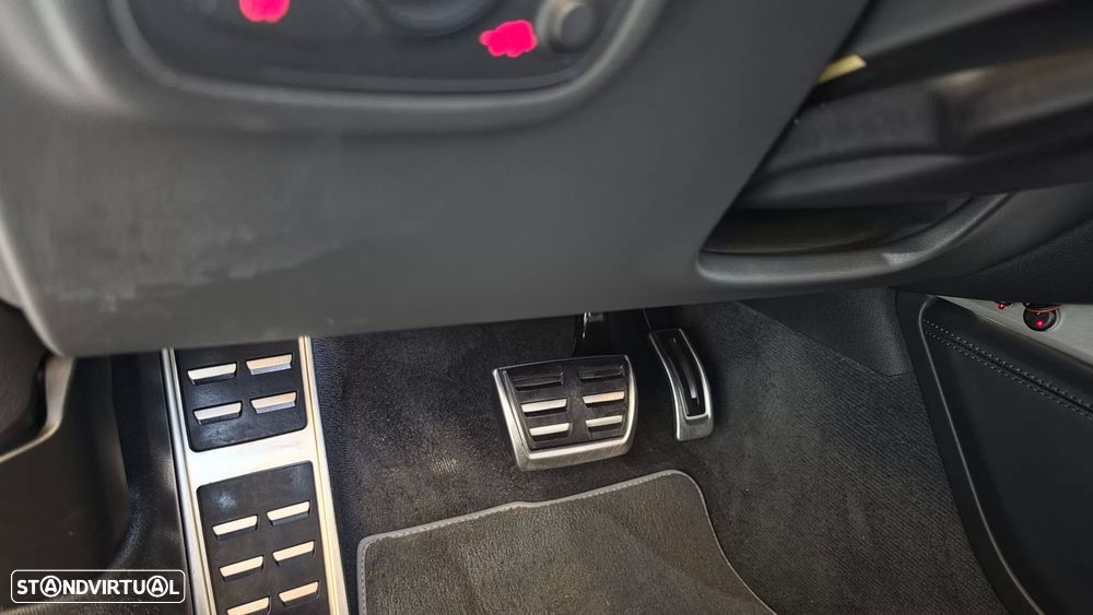 Audi A6 Avant 2.0 TDi quattro S-line S tronic - 43