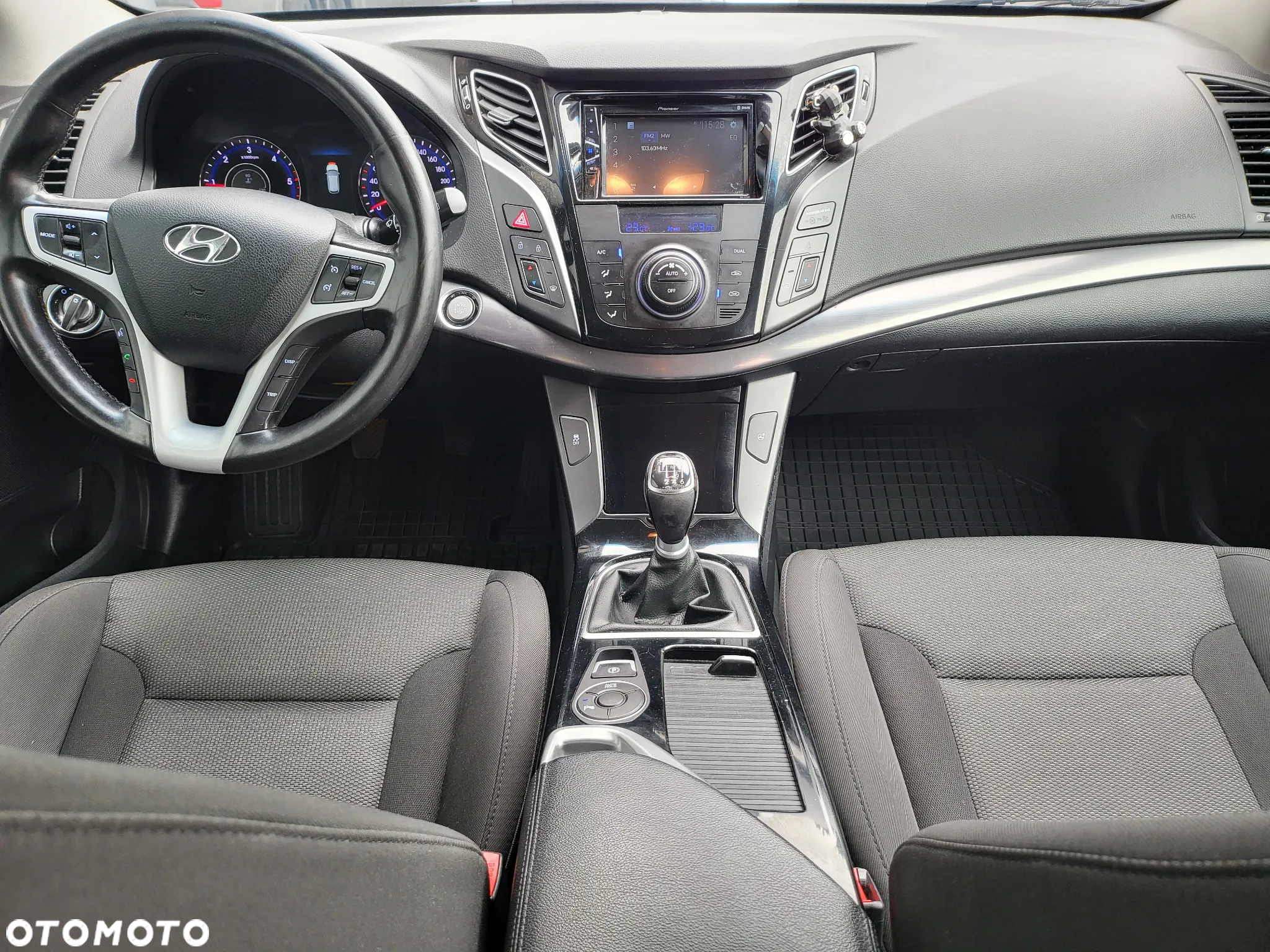 Hyundai i40 1.7 CRDi Comfort + - 9