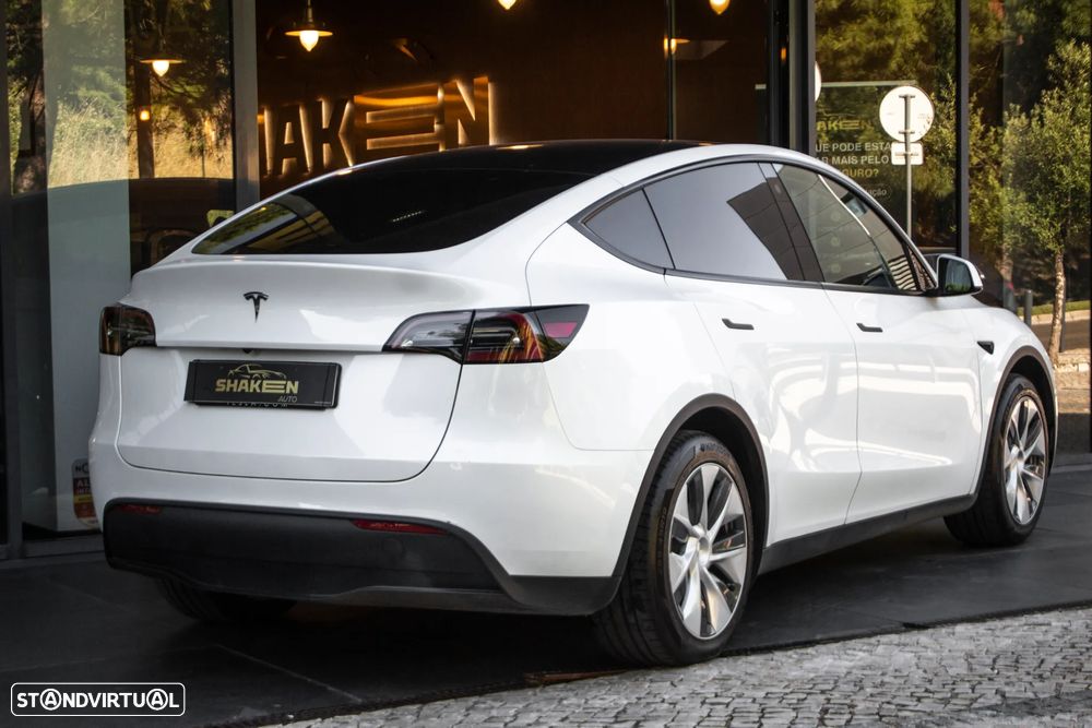 Tesla Model Y Tração Traseira - 4