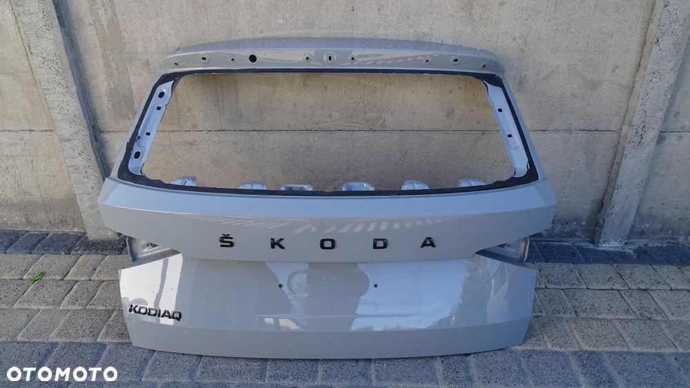 SKODA KODIAQ 565 LIFT - klapa tylna - 1